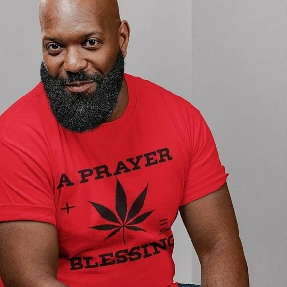 T-Shirts - Picture 2 of 4